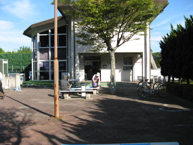 静岡市城北運動場（TEL:054-248-9416）