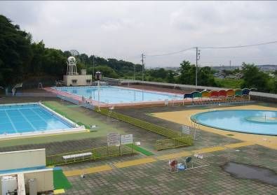 尾張旭市民プール（TEL:0561-53-0606）